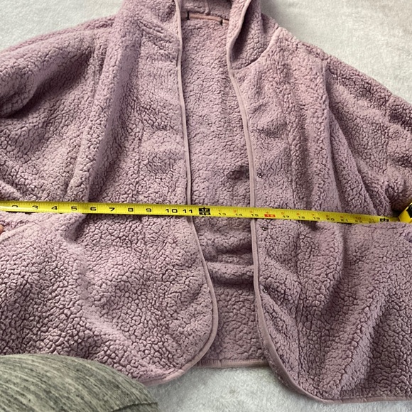 Forever 21 Women's Hooded Sweater in Soft Mauve - Picture 7 of 13